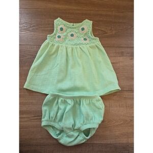 Old‎ navy baby girl romper 0-3 mos
